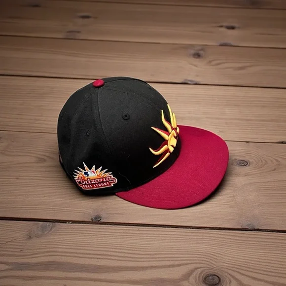 New Era 59FIFTY Cap - Picture 2 of 5